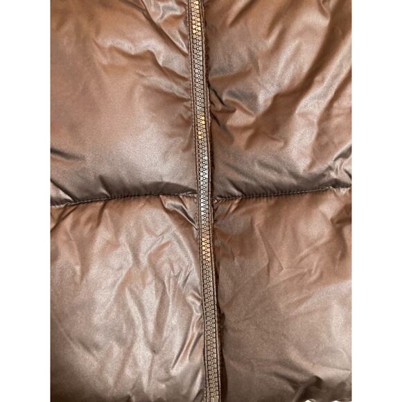 Old Navy Quilted Puffer Vest Womens Small Dark Chocolate Full Front Zip Warm - Picture 7 of 11